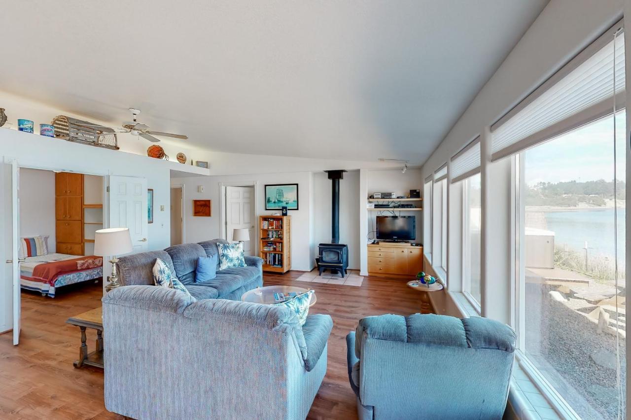 Harbor House Villa Waldport Bagian luar foto